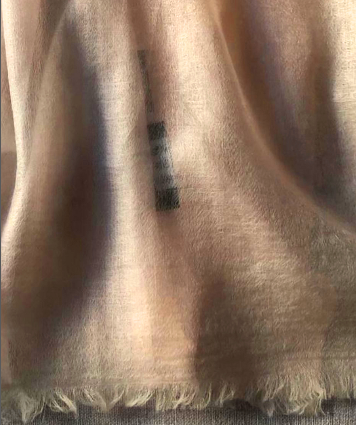 Resort wear shawl 100% Cashmere off white