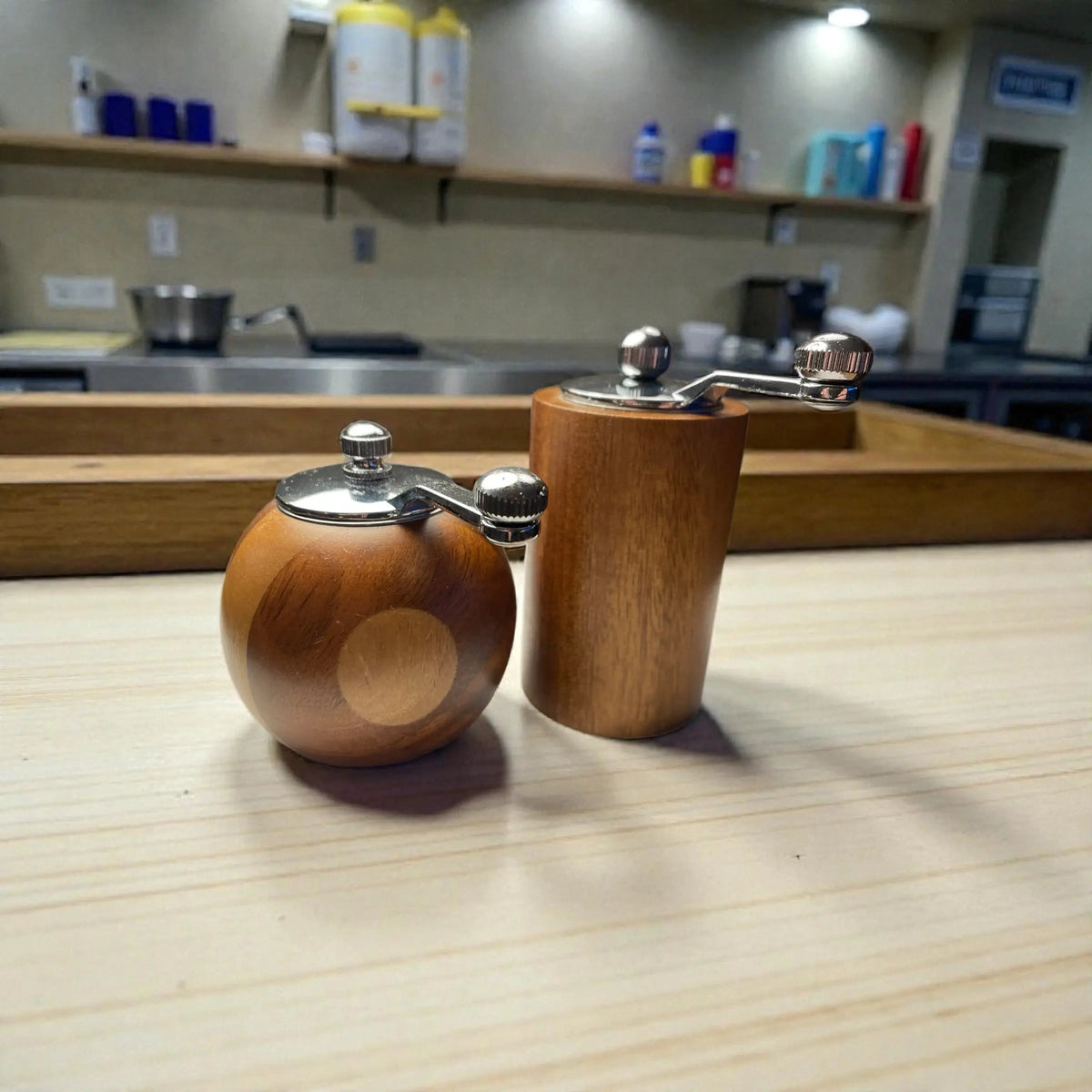 Pepperkvern i tre – Naturlig, elegant og presis kverning